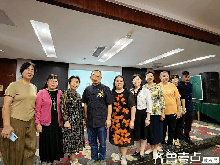 金九银十传喜讯//黄爱玲(图22)
